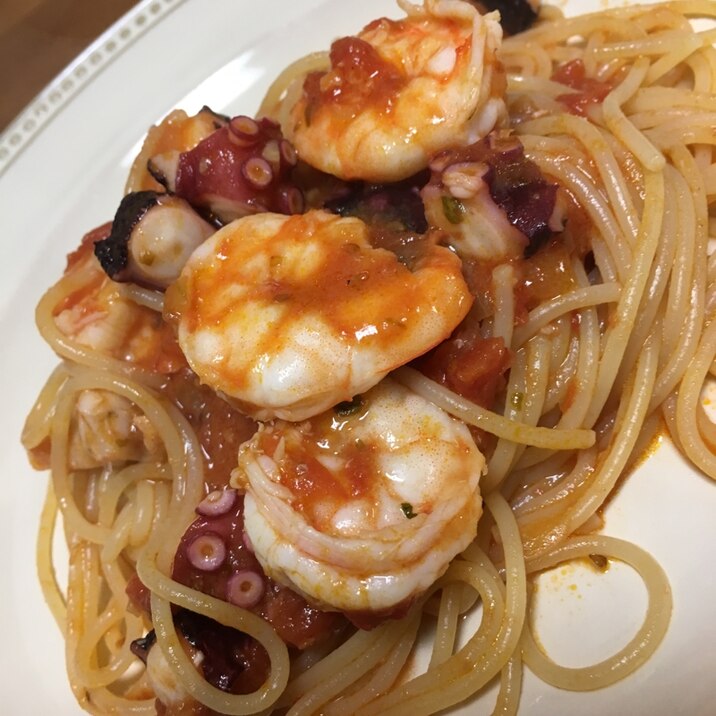 魚介のトマトパスタ